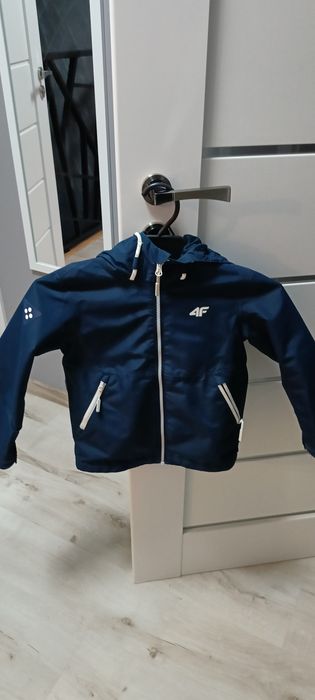 4f kurtka przejściowa roz 128