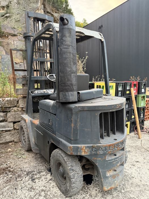 Empilhador Diesel  ( barato )