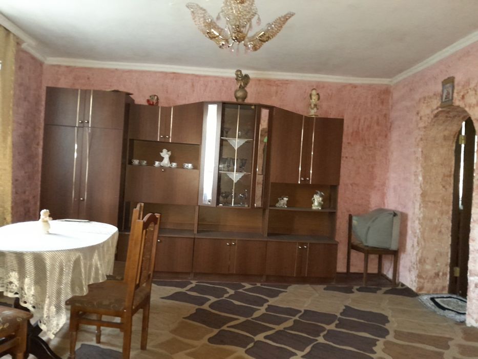 Продається затишний будинок у селі Вільховиця