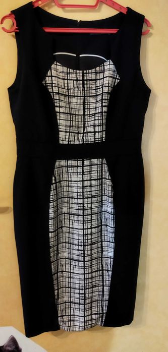 Na wizytę  Sukienka Atmosphere   Rozmiar UK 14  czarna  plus biała