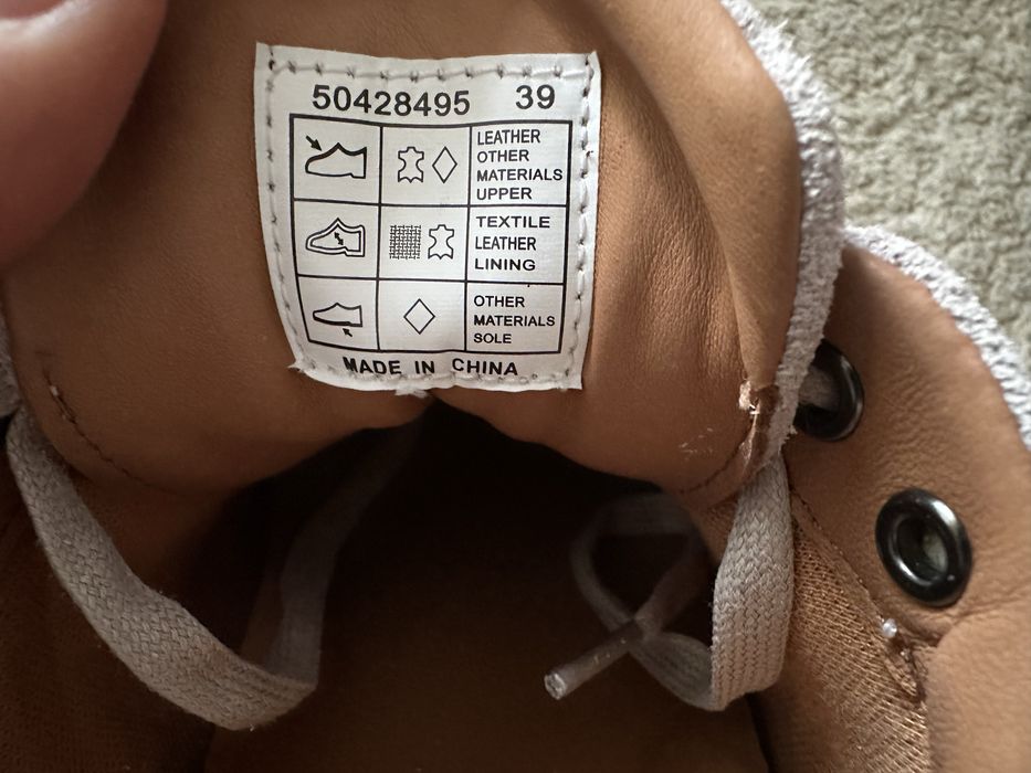 Hugo Boss sapatilhas (novas)