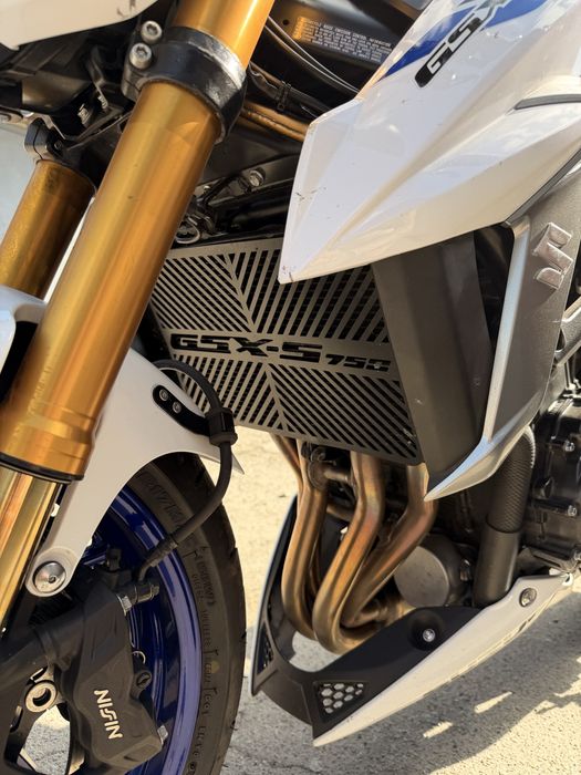 Suzuki GSX-S 750