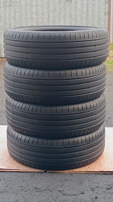 215/45R20 95T Goodyear Efficient Grip Performance