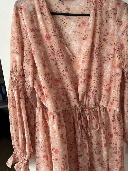 Morelowa sukienka Reserved M