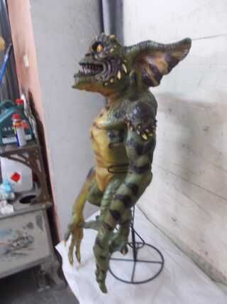 Stara duża figura Gremlins 2 82 cm. stan kolekcjonerski
