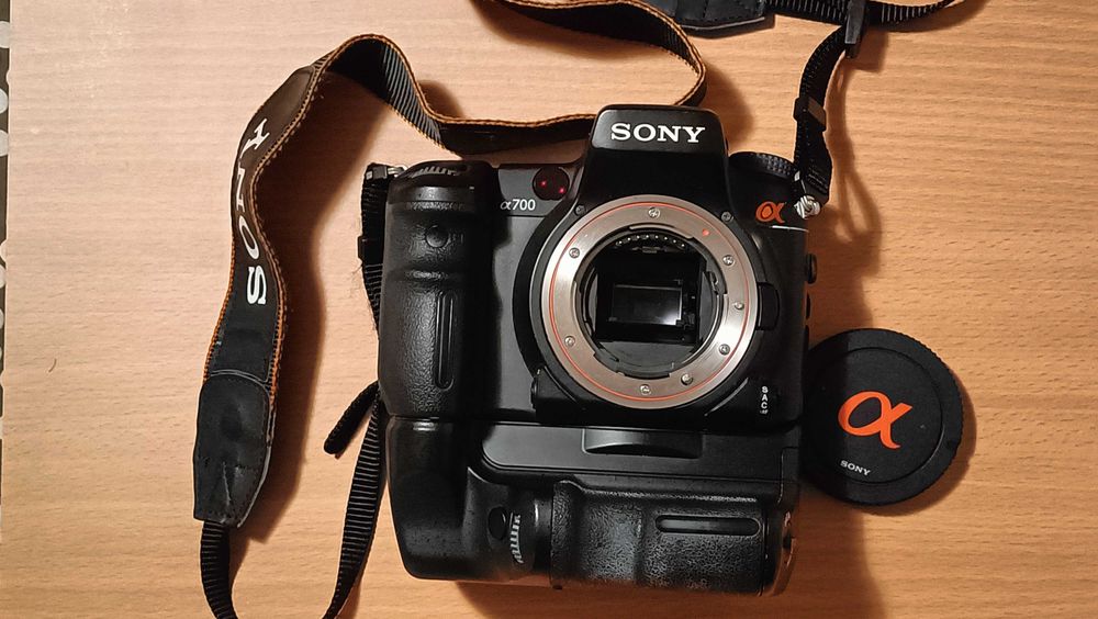 Máquina DSLR Sony A700 + Grip + Tamron 17-50 f:2,8