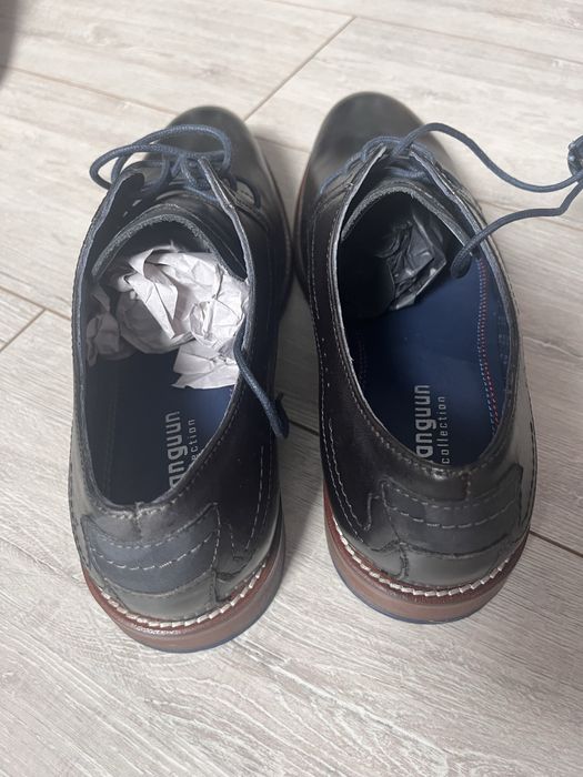 Męskie nowe buty ze skóry naturalnej 43