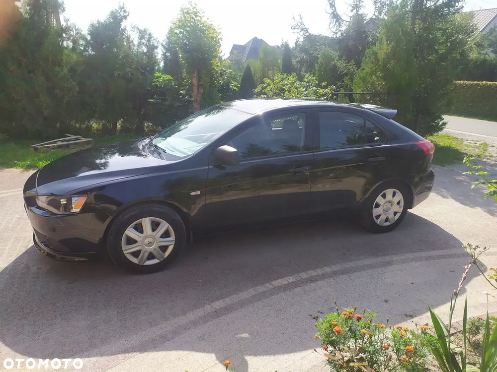 Mitsubishi Lancer 1.6 Inform