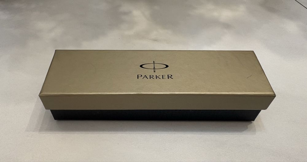 Оригінальна ручка Parker Urban Premium Metalic Pink