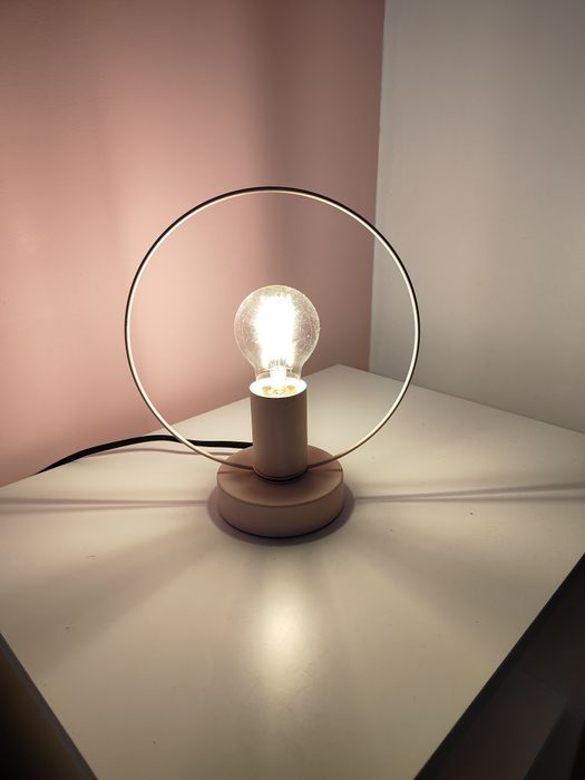 Candeeiro de mesa rosa