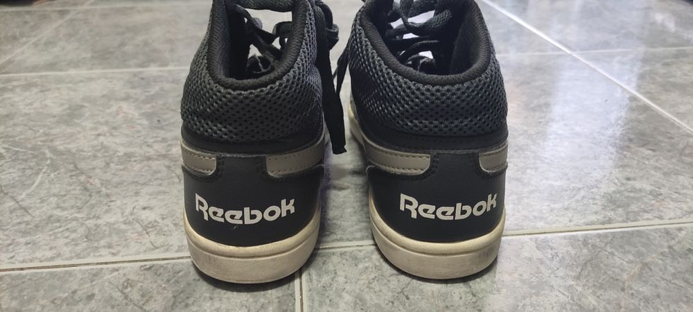 Sapatilhas Reebok tamanho 36