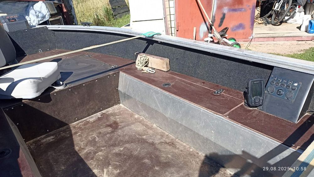 Продам човен windbot 4.0 evo