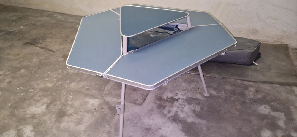 Mesa camping para seis pessoas