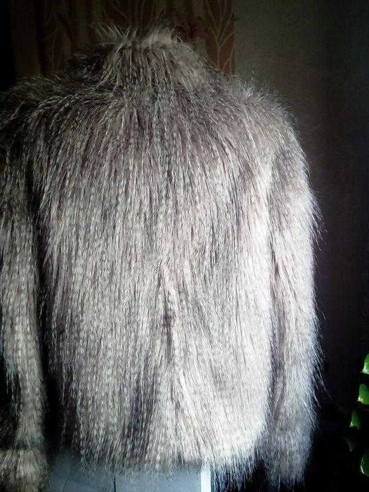 Шуба полушубок дуже гарна