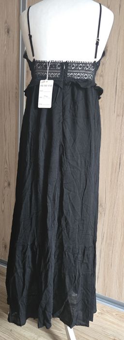 Czarna sukienka boho