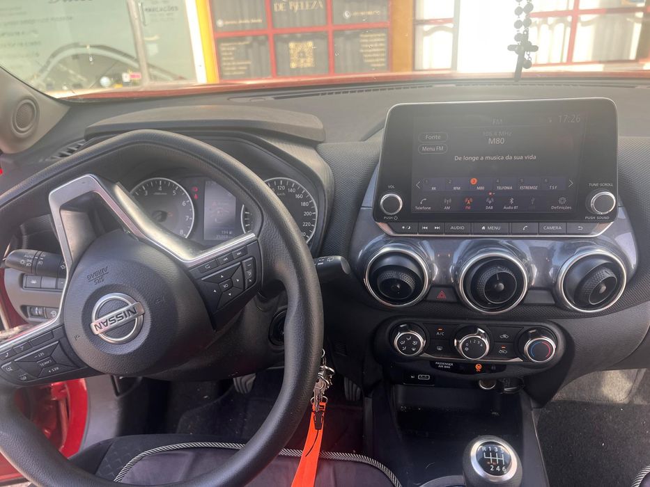 Nissan Juke vermelho como novo