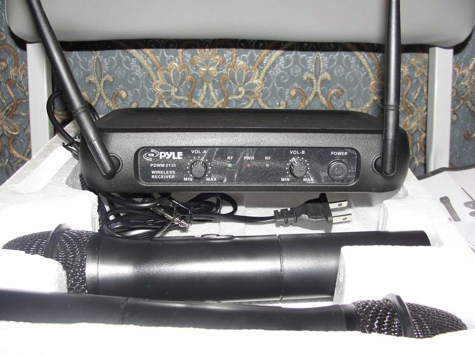 Радіо мікрофон Pyle PDWM 2135 і PDWM1902