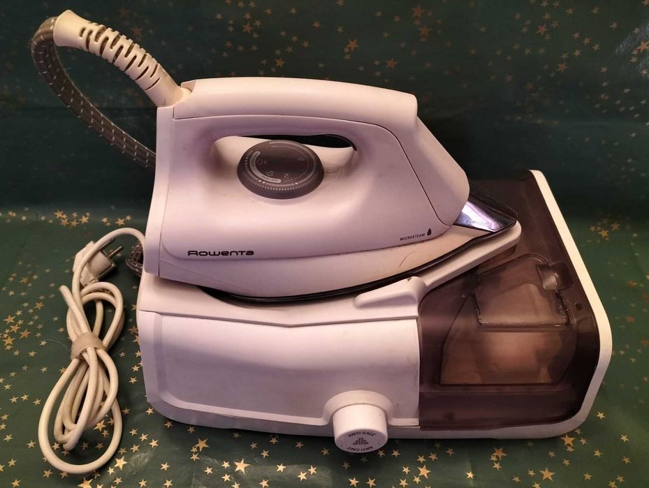 Ferro com Caldeira Rowenta DG8411