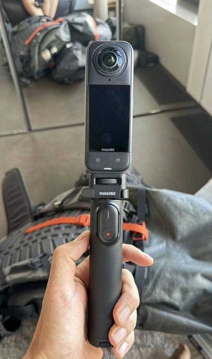Kamera Insta360 X5