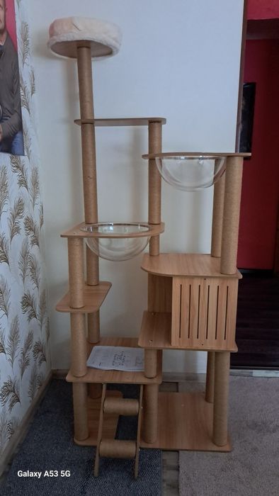 Продам нове велике  дерево для кота