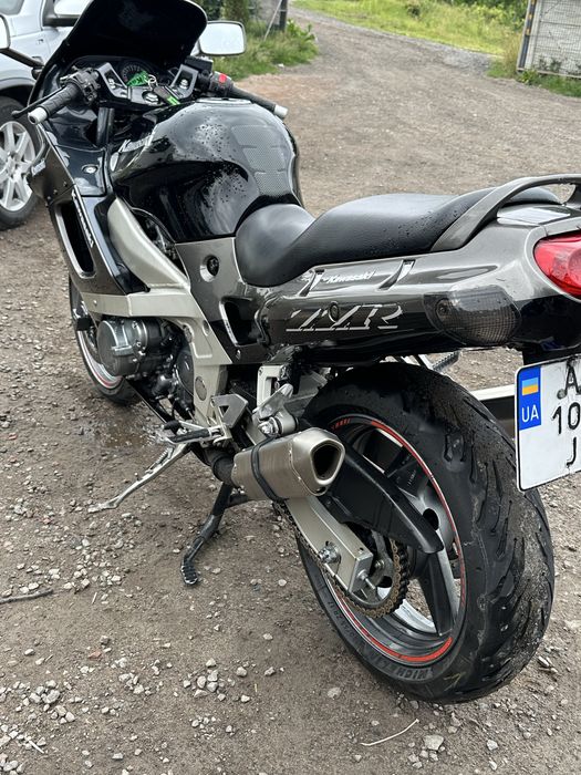 Kawasaki zzr 600