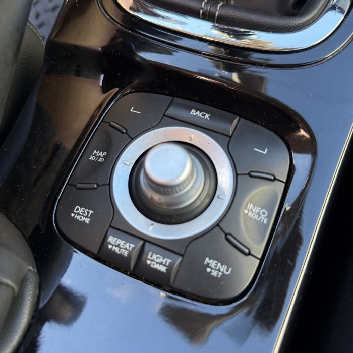 Renault Mégane Sport Tourer — fotografia 12