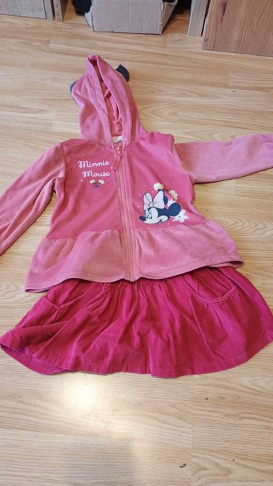 Bluza I spódniczki dla dziewczynek