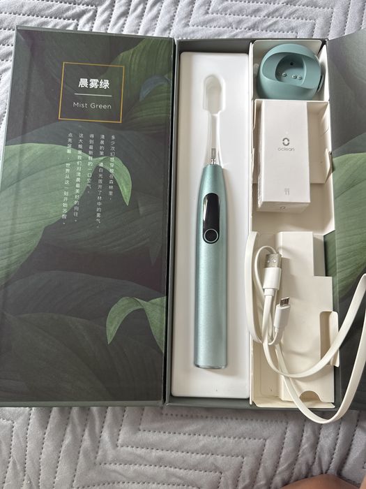 Szczoteczka soniczna Oclean X pro + nowe etui
