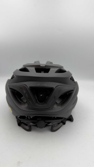 Powystawowy Kask Rowerowy Giro Helios Mips Spherical r. M (55-59cm)