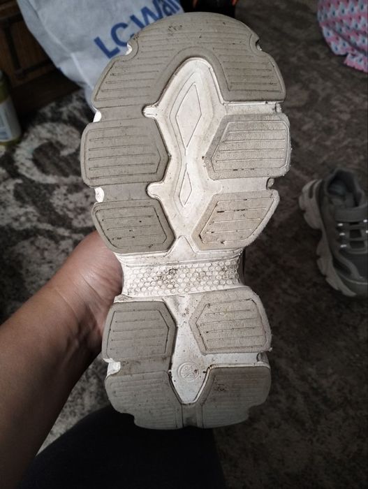 Кросівки для дівчинки