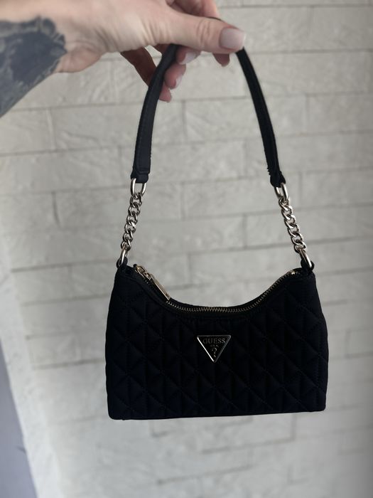 Минитюарная сумочка Guess