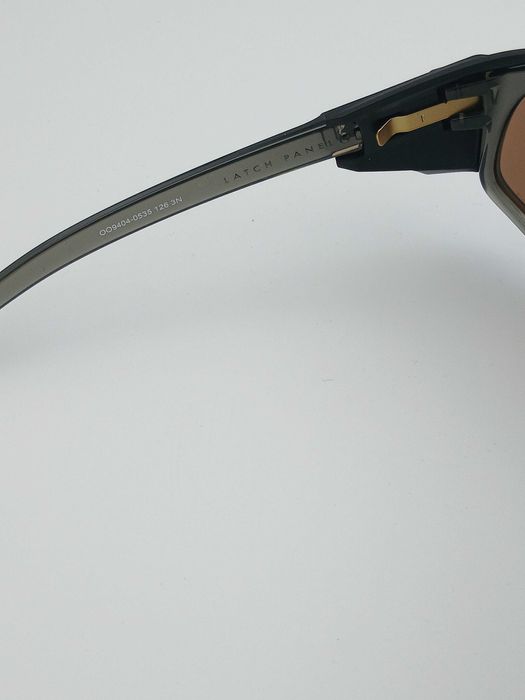 Okulary przeciwsłoneczne Oakley Latch Panel Grey Smoke