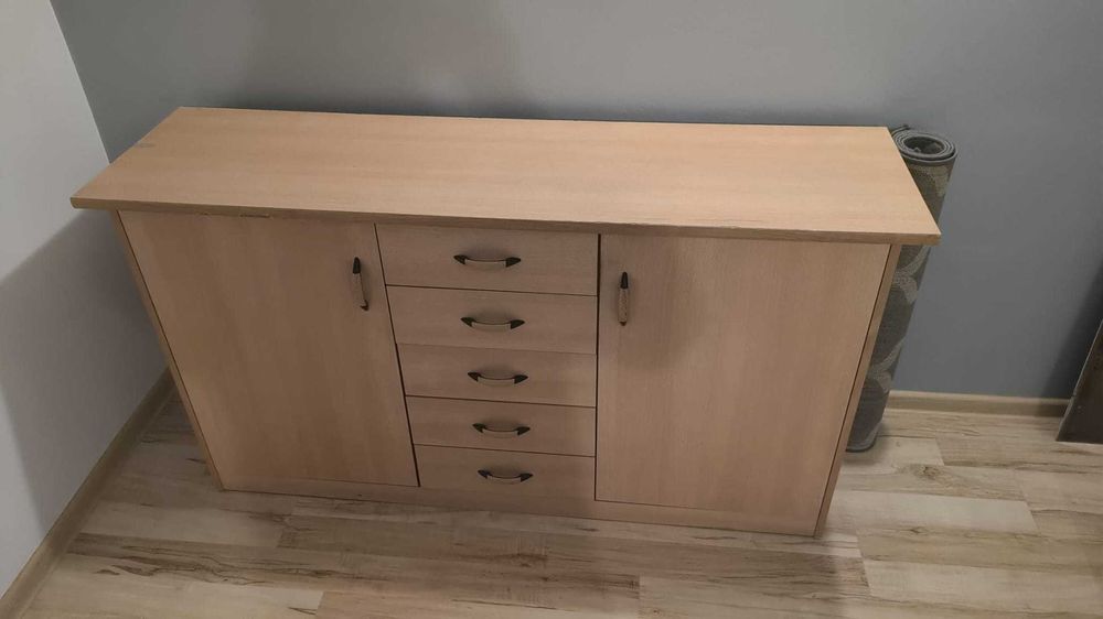 Komoda drewniana [Zarezerwowane]