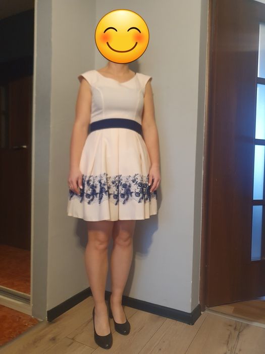 Sukienka z koronka+ pasek