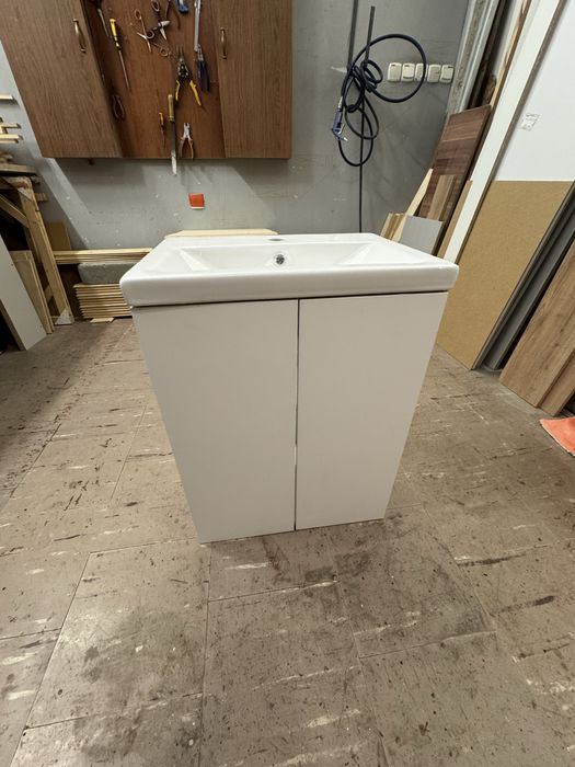 Szafka łazienkowa umywalka biała nowa