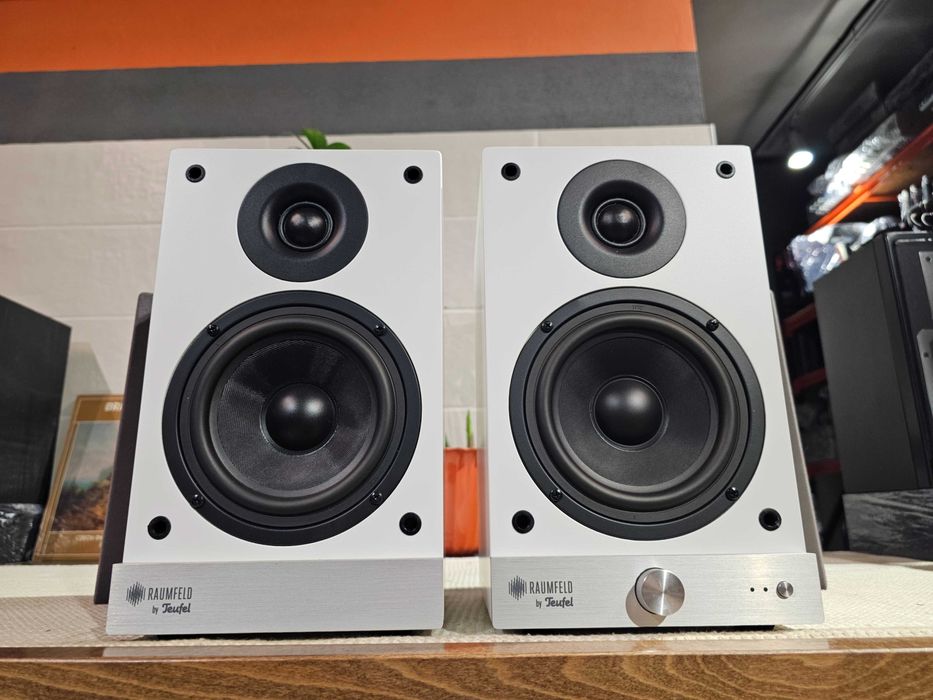 Акустика Raumfeld Speaker M Wi-Fi/120 Вт/DLNA, UPnP