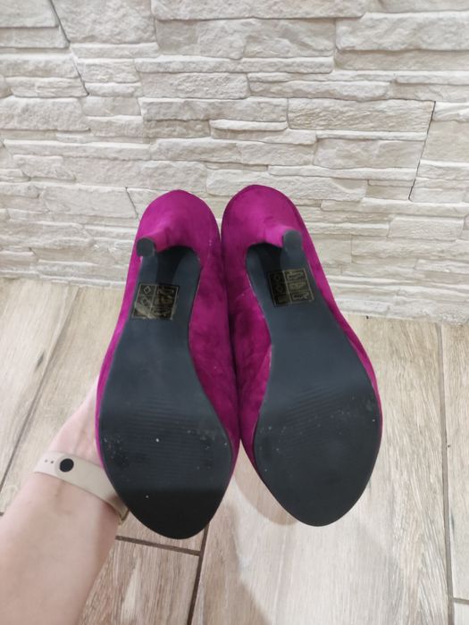 Zamszowe szpilki buty na obcasie fioletowe 39