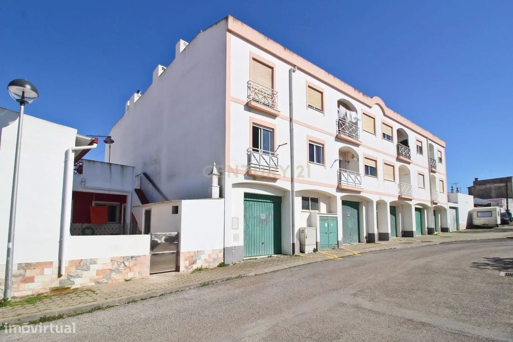 Apartamento T2 situado em Odiáxere, lagos