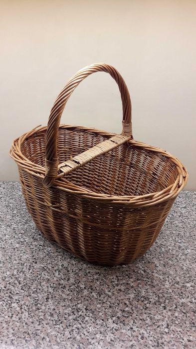 Koszyk wiklinowy z rączką