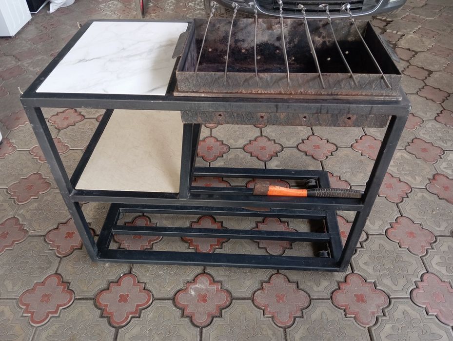 Мангал со столиком