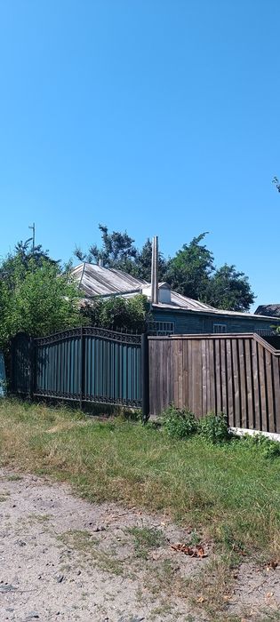 Продам будинок у селі
