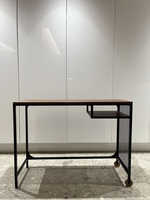 IKEA FJÄLLBO stolik na laptop / konsola / biurko 100×36 cm (nr 303.397.35)