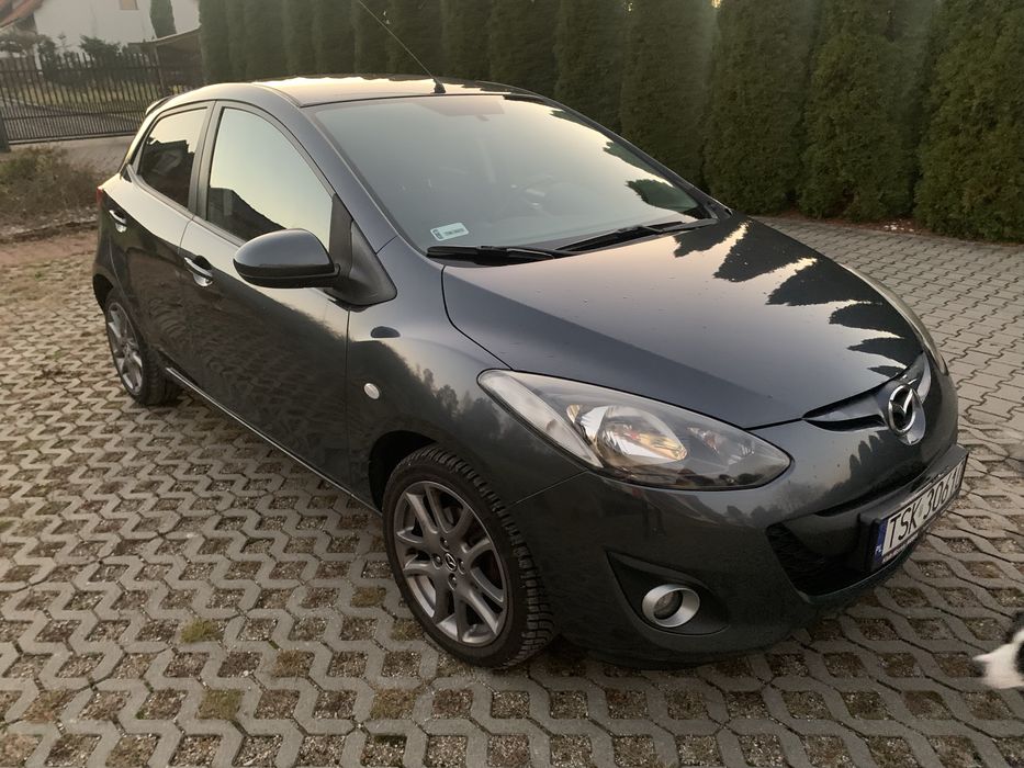 Mazda 2, rok 2013, benzyna