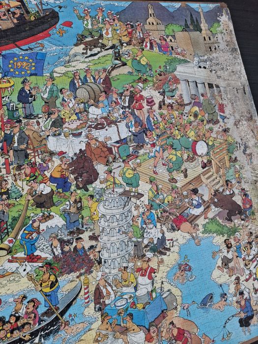 Vendo puzzle 7000 peças , com defeito