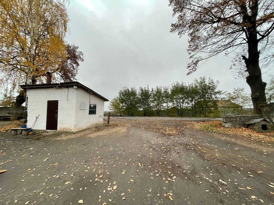 Продаж тракторна майстерня Вінницька обл. с. Нова Гребля (3 281,1 м2)