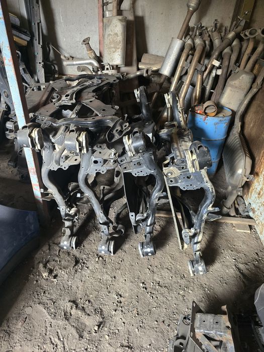 Подрамник Audi Q5 80A