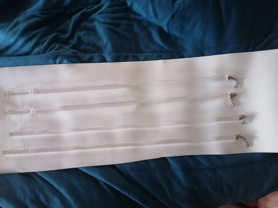 Suportes para cortinados em acrílico