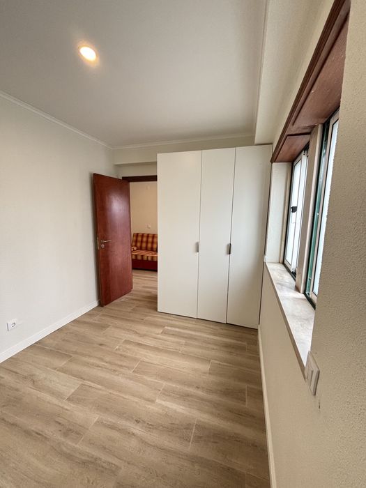 Apartamento T1 remodelado, no centro de Caneças - pronto a estrear