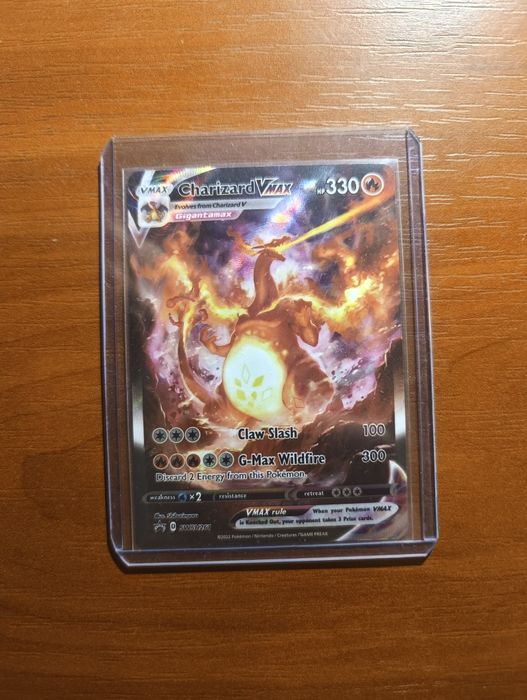 Charizard Vmax swsh261