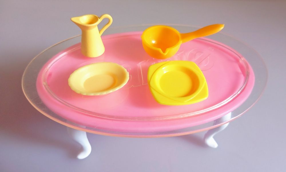 Barbie acessórios para refeição.